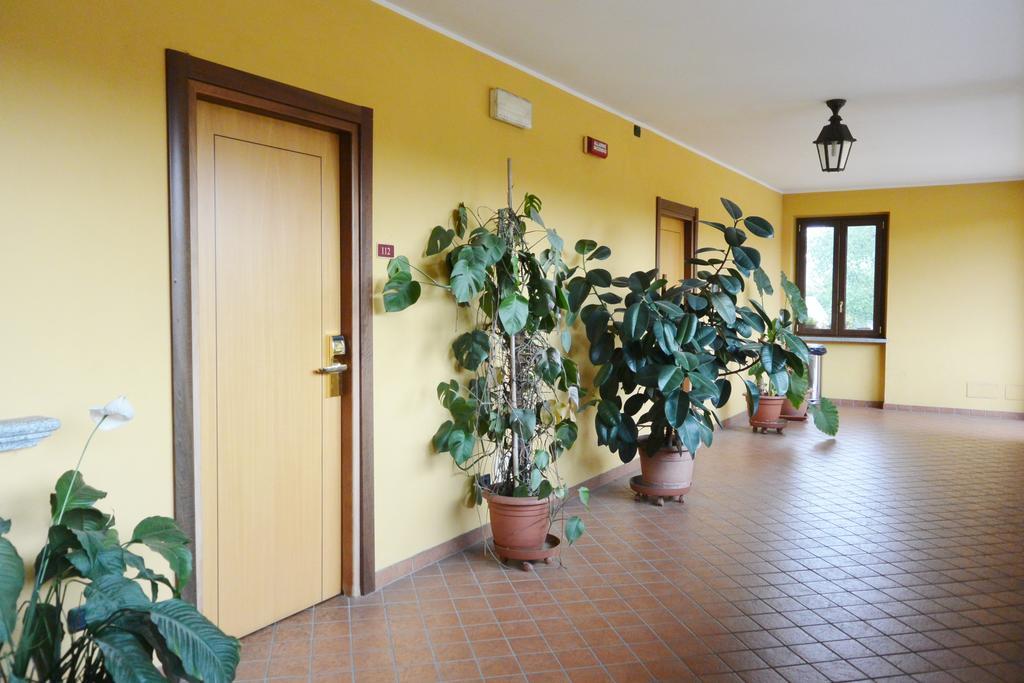 Hotel Ristorante Italia Certosa di Pavia Eksteriør billede