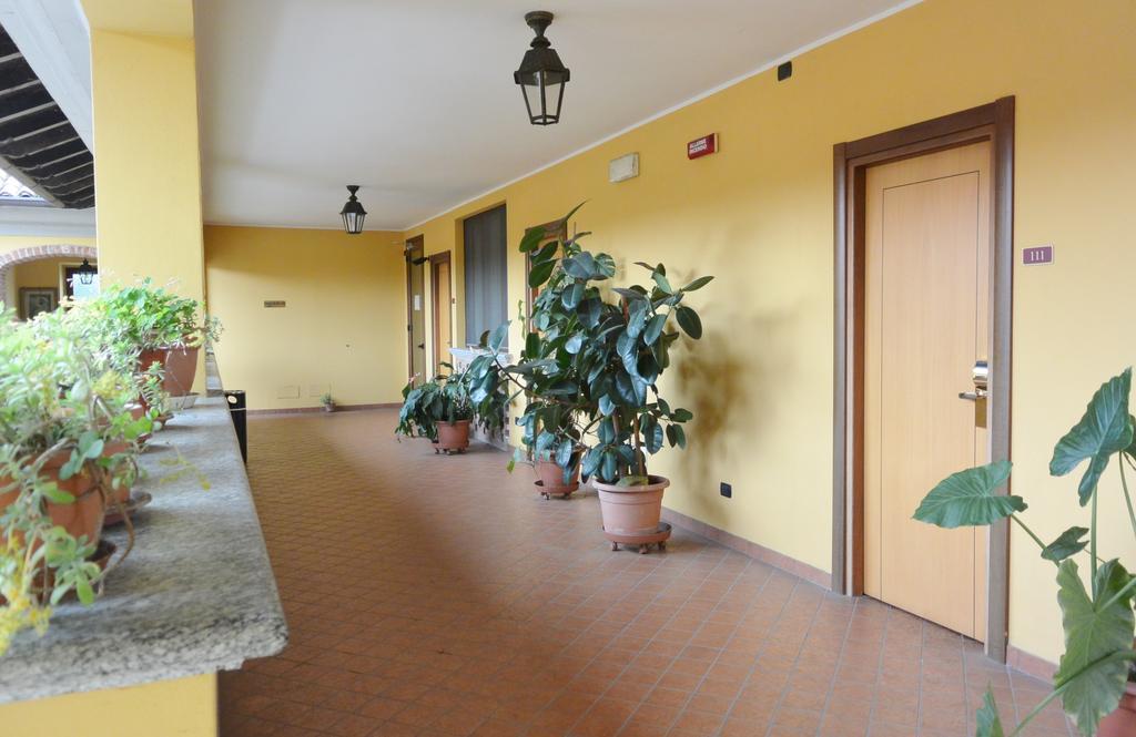 Hotel Ristorante Italia Certosa di Pavia Eksteriør billede